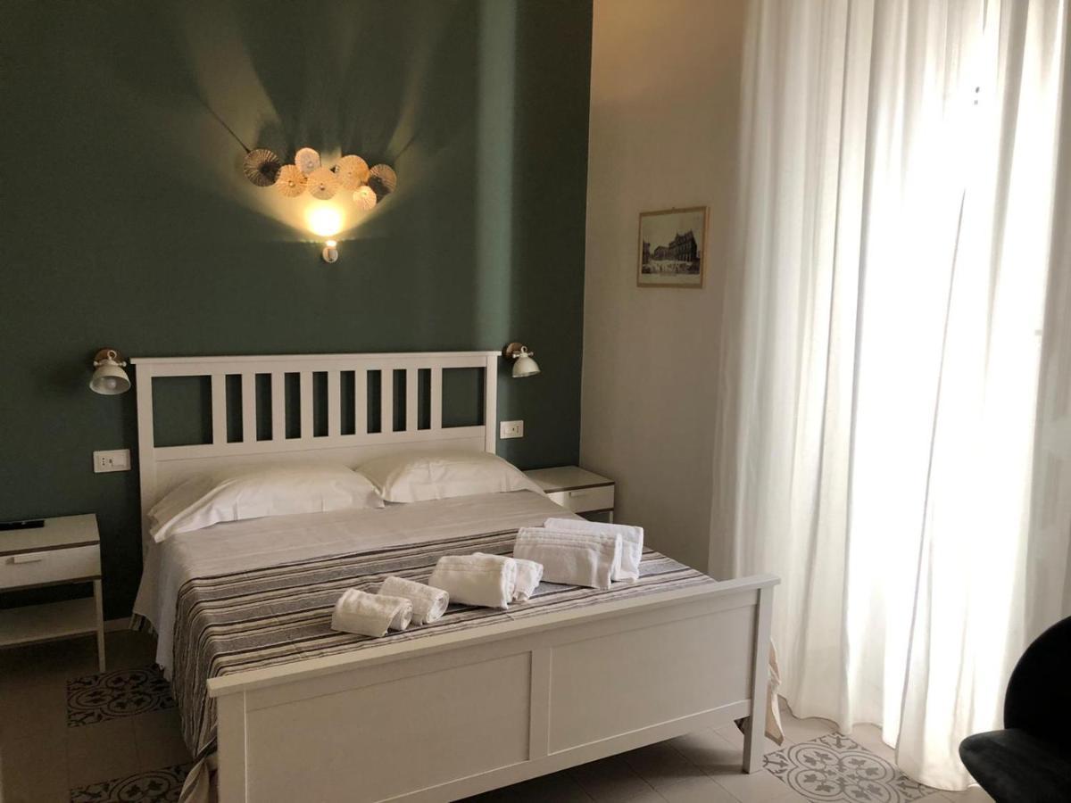 Ursino'S Luxury Bed and Breakfast CTA Eksteriør billede